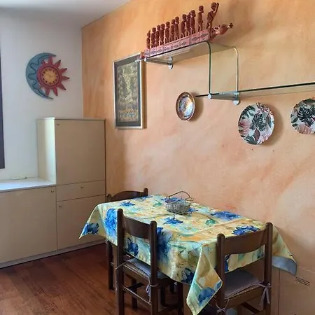 Apartment Andrew's House Con Parcheggio Privato Anzola dell'Emilia